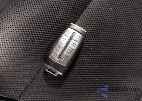 2023 Genesis Gv70 2.5T Awd z USA, uszkodzony, nr VIN KMUMADTB5PU116071